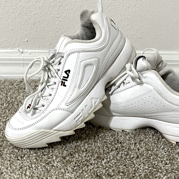 Used FILA white shoes - Picture 2 of 2